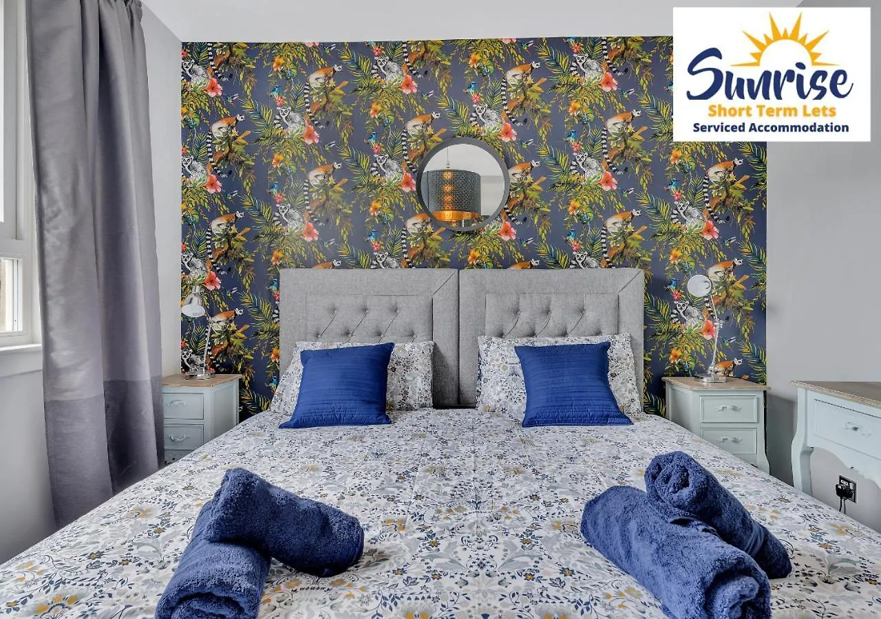 Apartment 3 Beds At Arthurs Seat By Sunrise Short Lets